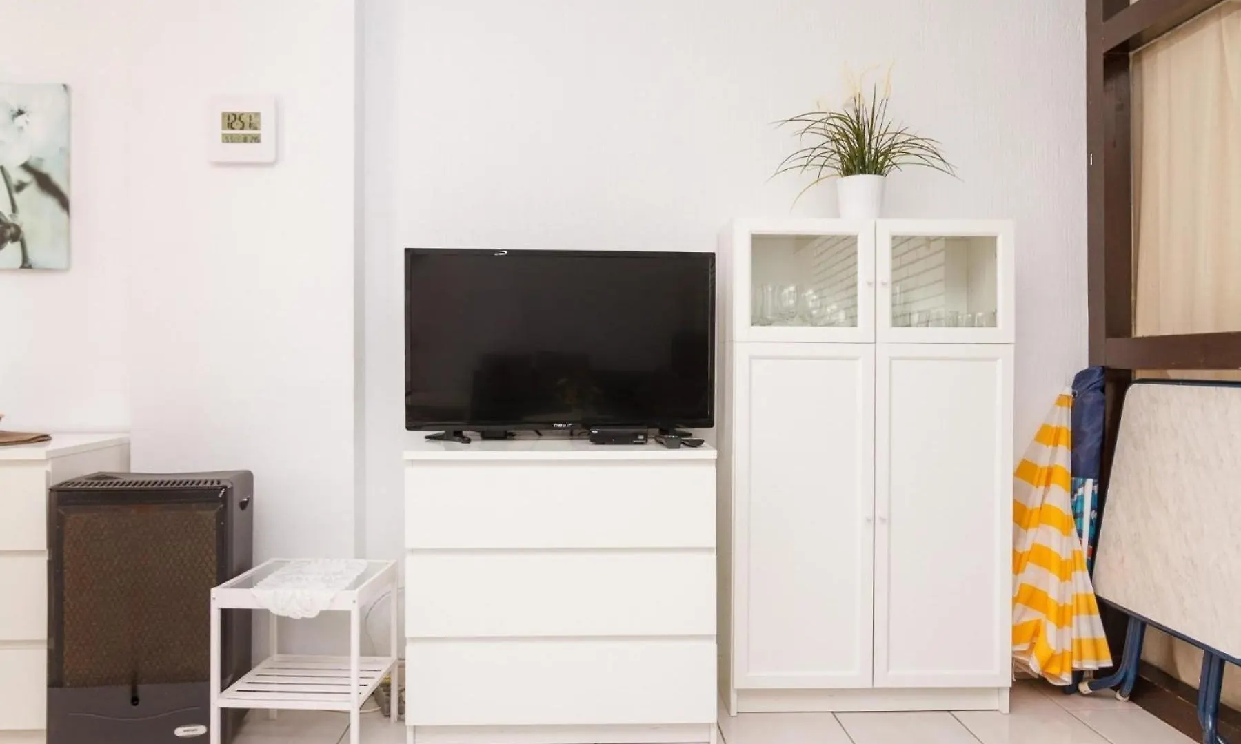 Apartment Ferienwohnung Fuer 3 Personen Ca 45 Qm In Nerja, Andalusien Costa Del Sol Spain