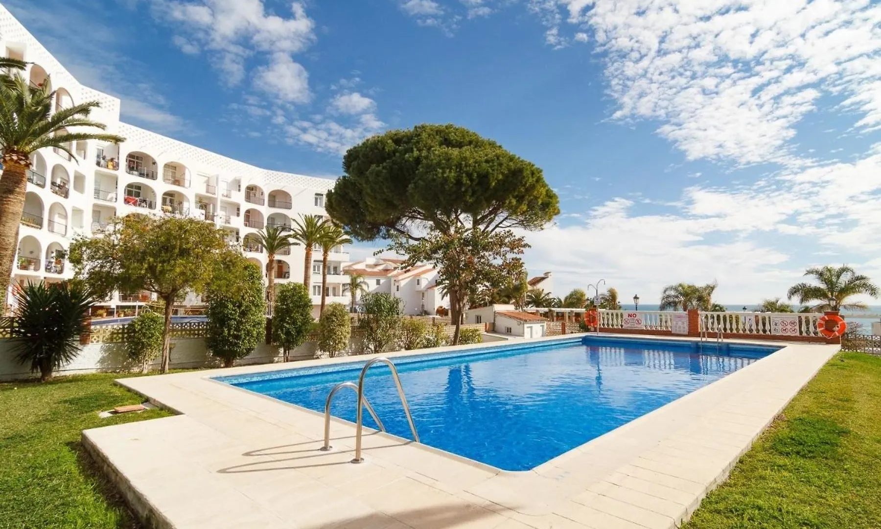 Apartment Ferienwohnung Fuer 3 Personen Ca 45 Qm In Nerja, Andalusien Costa Del Sol
